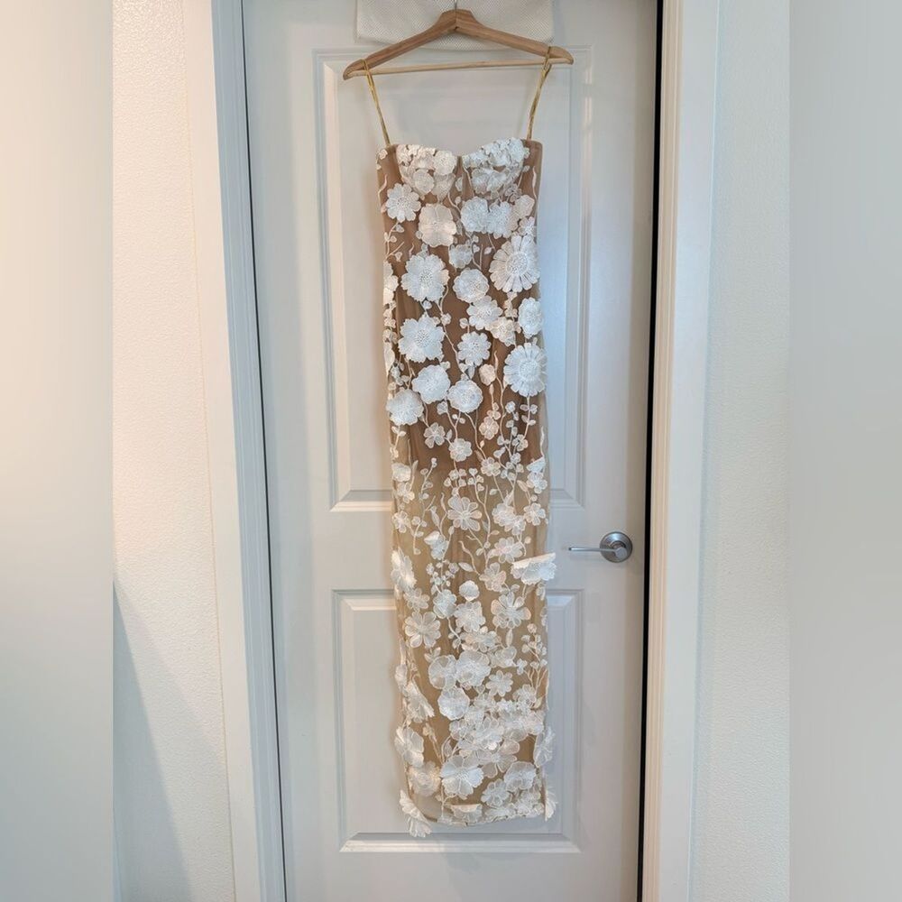 Bronx and Banco Strapless White Floral Appliqué Maxi Dress - Picture 14 of 16